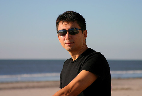 James Plain Black T