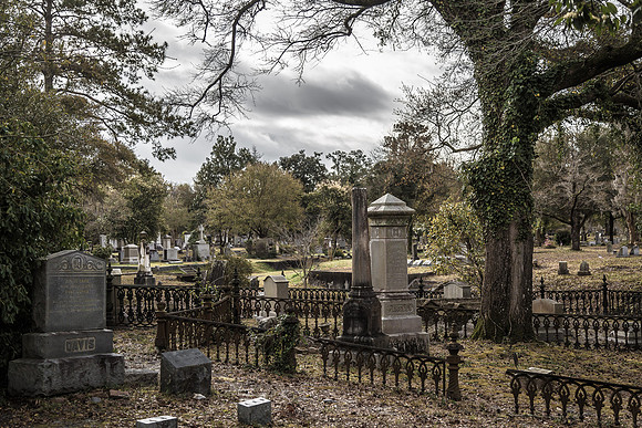 Oakdale Cemetery
