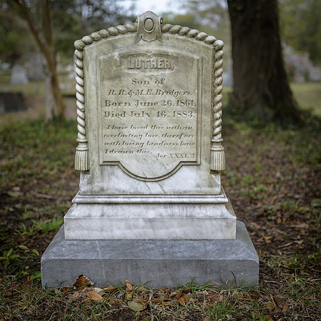 Oakdale Cemetery